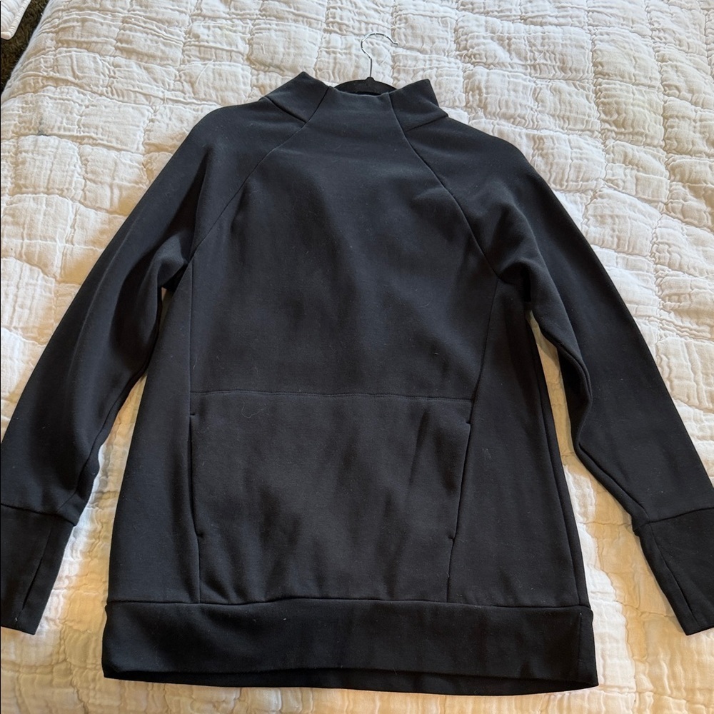 Women’s Black Quarter-Zip Pullover Sweatshirt